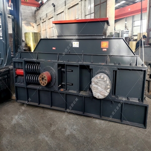 2PG1510直連式大型對輥破碎機(jī)設(shè)備發(fā)往福建