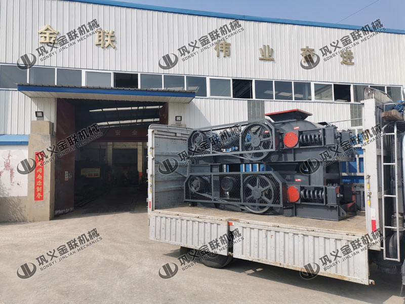 齒輥破碎機(jī)作為工業(yè)破碎生產(chǎn)線的重要破碎設(shè)備,所具有行業(yè)優(yōu)勢(shì)有哪些呢? 齒輥破碎機(jī)作為工業(yè)破碎生產(chǎn)線的重要破碎設(shè)備,所具有行業(yè)優(yōu)勢(shì)有哪些呢?