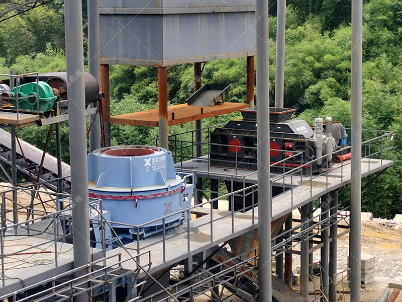 全自動(dòng)液壓對(duì)輥制砂機(jī)產(chǎn)量高嗎？?jī)r(jià)格貴嗎？