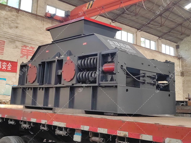 2PG1200x800半自動(dòng)對(duì)輥制砂機(jī)發(fā)往陜西商洛處理石灰石 2PG1200x800半自動(dòng)對(duì)輥制砂機(jī)發(fā)往陜西商洛處理石灰石
