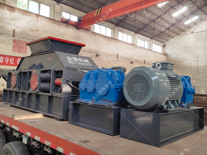 2PG1200x800半自動(dòng)對(duì)輥制砂機(jī)發(fā)往陜西商洛處理石灰石 2PG1200x800半自動(dòng)對(duì)輥制砂機(jī)發(fā)往陜西商洛處理石灰石