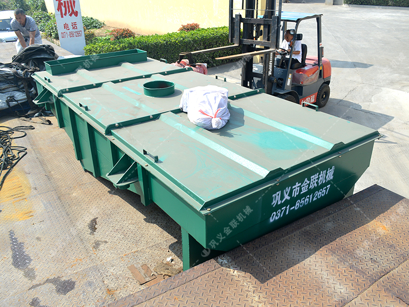 兩臺(tái)小型對(duì)輥破碎機(jī)和直線(xiàn)篩發(fā)貨圖片_發(fā)往江蘇南通_處理硅石 兩臺(tái)小型對(duì)輥破碎機(jī)和直線(xiàn)篩發(fā)貨圖片_發(fā)往江蘇南通_處理硅石