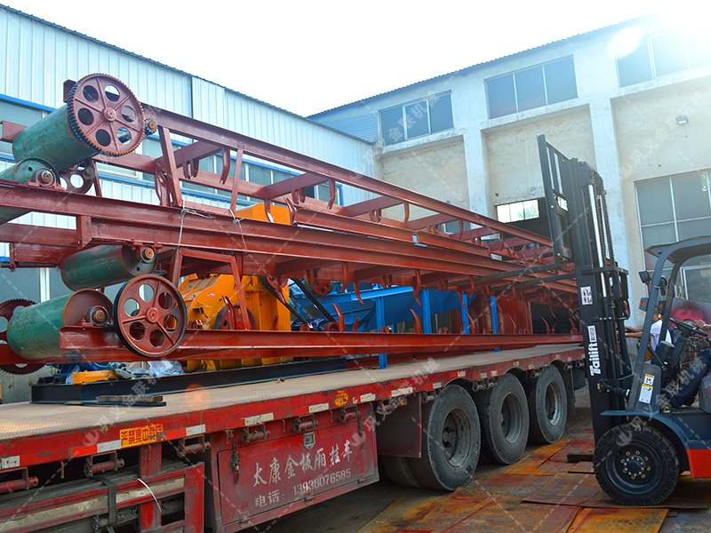 86雙級(jí)粉碎機(jī)生產(chǎn)線(xiàn)發(fā)貨圖片_發(fā)往廣西百色_破碎篩分金礦石 86雙級(jí)粉碎機(jī)生產(chǎn)線(xiàn)發(fā)貨圖片_發(fā)往廣西百色_破碎篩分金礦石