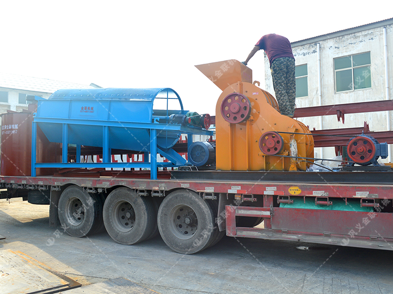 86雙級(jí)粉碎機(jī)生產(chǎn)線(xiàn)發(fā)貨圖片_發(fā)往廣西百色_破碎篩分金礦石 86雙級(jí)粉碎機(jī)生產(chǎn)線(xiàn)發(fā)貨圖片_發(fā)往廣西百色_破碎篩分金礦石