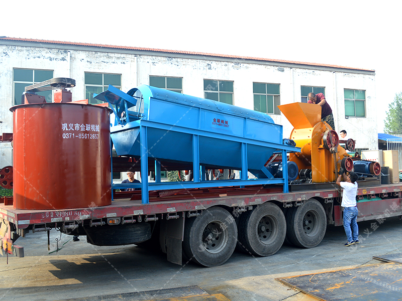 86雙級(jí)粉碎機(jī)生產(chǎn)線(xiàn)發(fā)貨圖片_發(fā)往廣西百色_破碎篩分金礦石 86雙級(jí)粉碎機(jī)生產(chǎn)線(xiàn)發(fā)貨圖片_發(fā)往廣西百色_破碎篩分金礦石