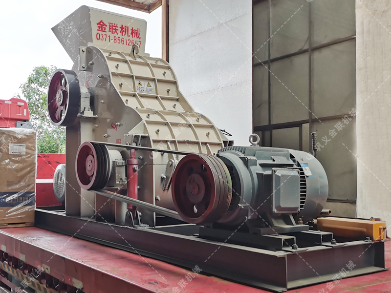 SCF88雙級粉碎機發貨圖片_發往廣東佛山_破碎高嶺土