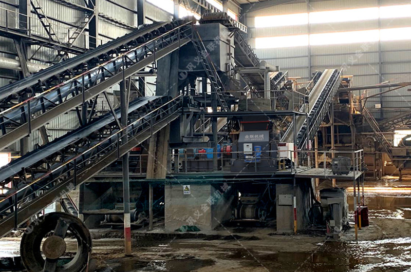 對(duì)輥破碎機(jī)-大小型雙輥式破碎機(jī)-對(duì)輥式制砂設(shè)備價(jià)格 對(duì)輥破碎機(jī)-大小型雙輥式破碎機(jī)-對(duì)輥式制砂設(shè)備價(jià)格