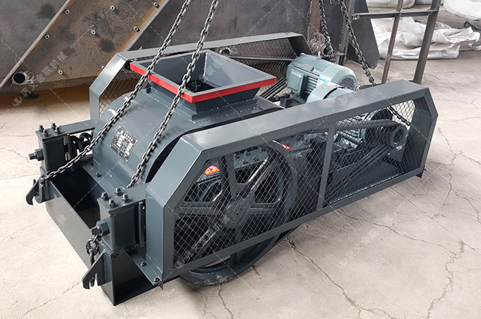 對輥制砂機(jī)在線報價/小型對輥式破碎機(jī)多少錢一臺? 對輥制砂機(jī)在線報價/小型對輥式破碎機(jī)多少錢一臺?