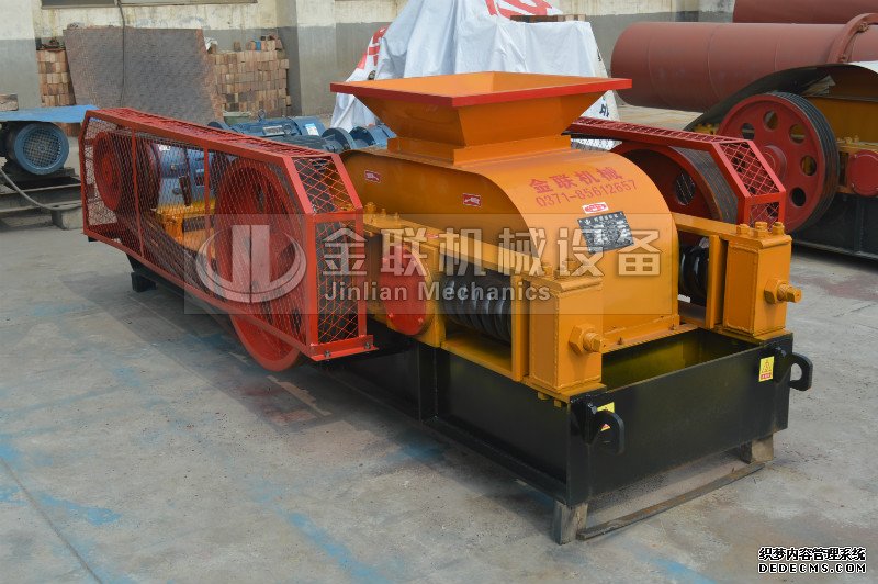 石英石細(xì)碎制砂機2