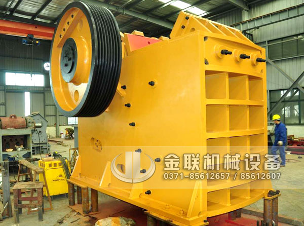 延長顎式破碎機機架使用壽命的辦法