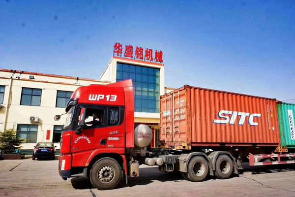 4PG0404四輥破碎機(jī)包裝發(fā)往青島港，出口埃及 